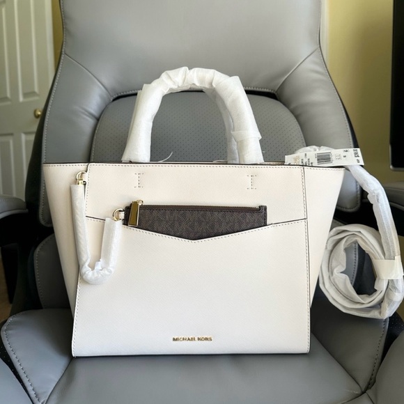 Michael Kors Kaylee 2-1 Medium Leather Satchel, Light Cream, New - Picture 1 of 11